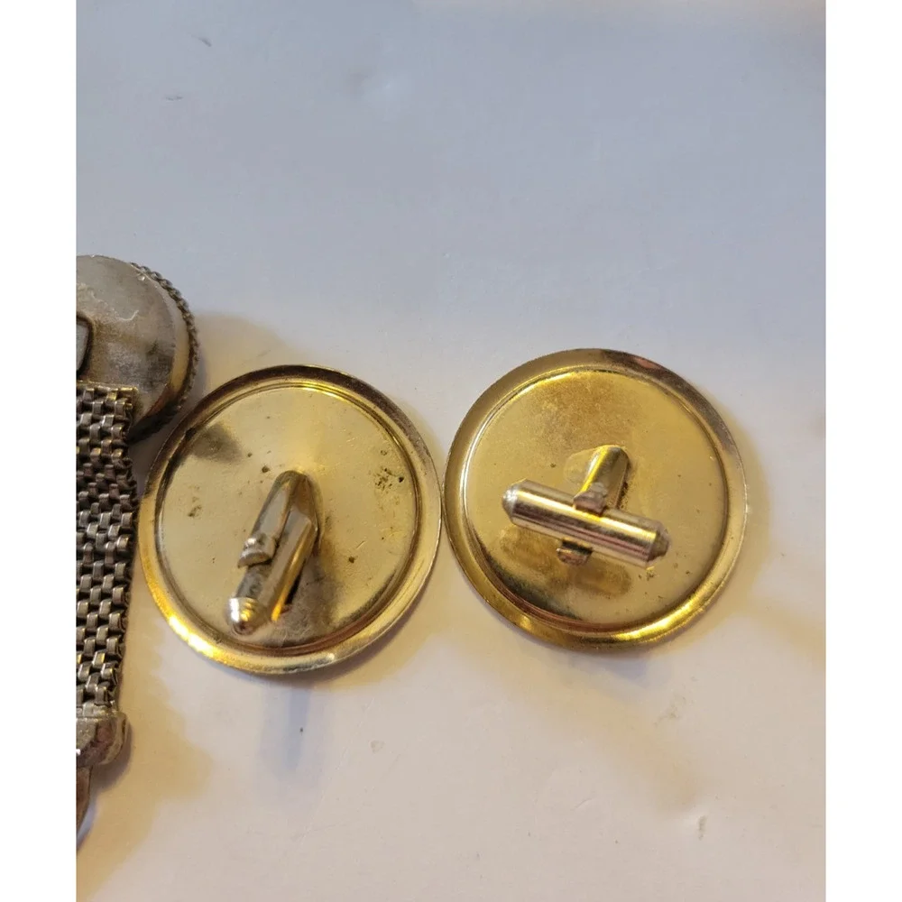 Lot of 2 Pair Vintage Estate Cufflinks Gold‎ Tone Purple Gemstone Jewelry